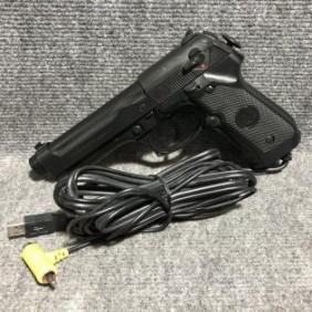 LIGHT GUN BERETTA 92FS SONY PLAYSTATION 2 PS2