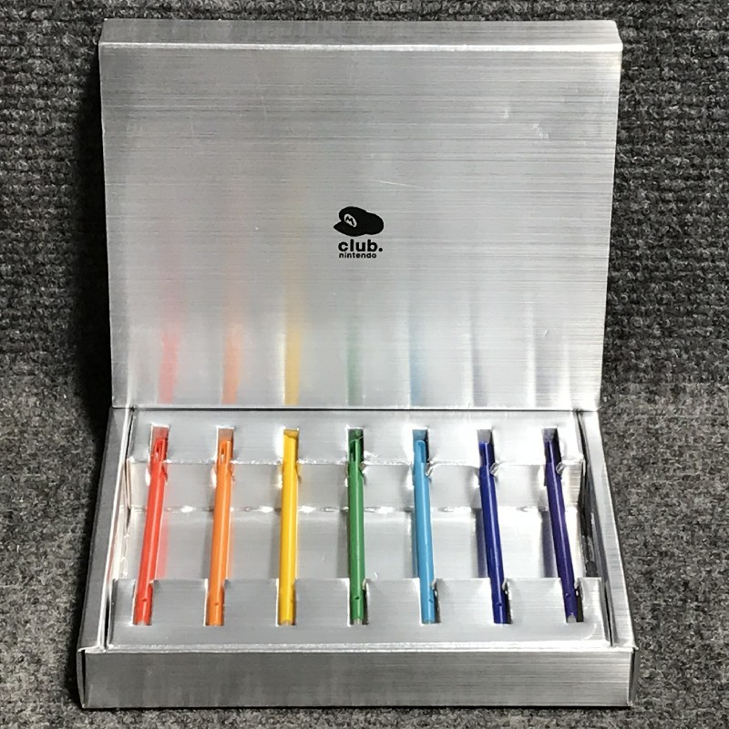CLUB NINTENDO LIMITED EDITION SILVER DS TOUCH PEN STYLUS SET
