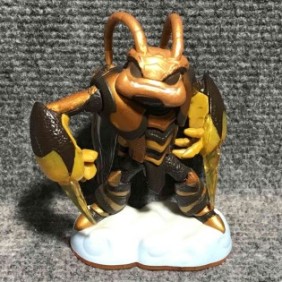 SWARM SKYLANDERS GIANTS