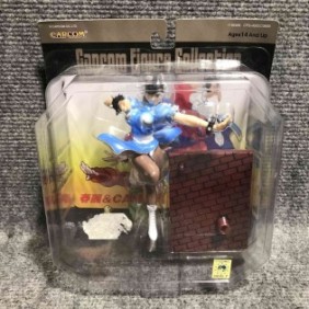 TOYCOM CAPCOM FIGURE COLLECTION CHUN LI A NUEVO