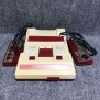 CONSOLA NINTENDO FAMICOM CON CAJA E INSTRUCCIONES NES