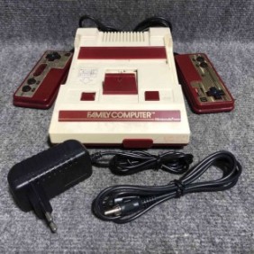 CONSOLA NINTENDO FAMICOM+RF+AC JAP NES