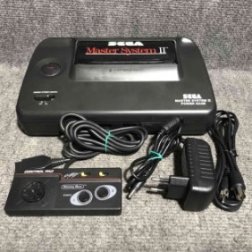 CONSOLA SEGA MASTER SYSTEM II ALEX KIDD+MANDO HONEY BEE+RF+AC