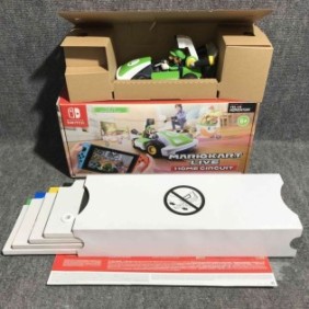 MARIO KART LIVE HOME CIRCUIT LUIGI SET NINTENDO SWITCH