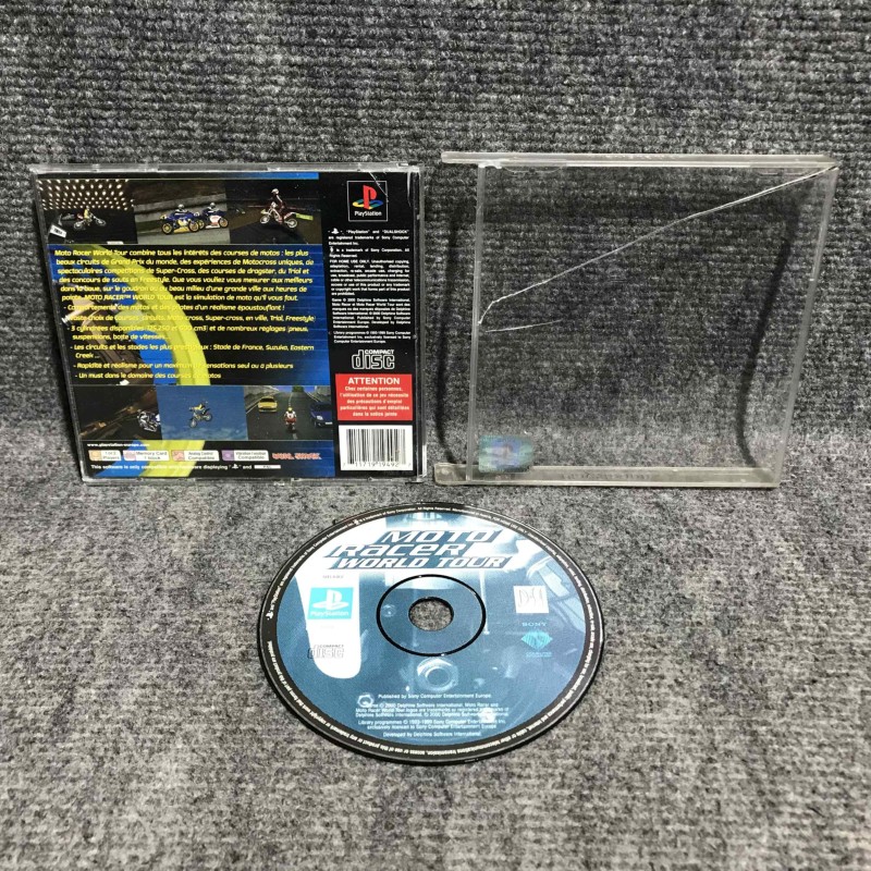 MOTO RACER WORLD TOUR SONY PLAYSTATION PS1