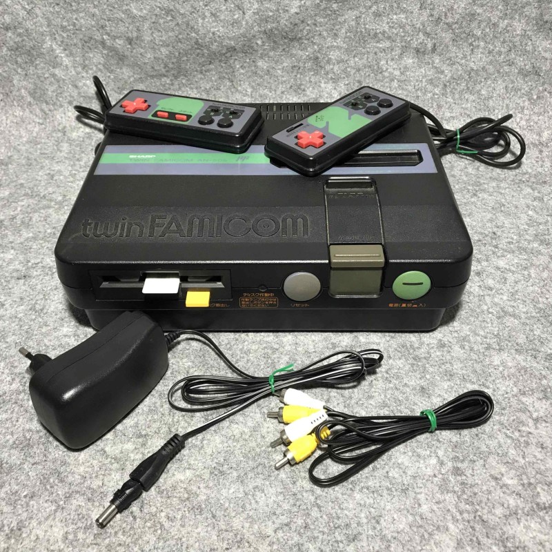 CONSOLA SHARP TWIN FAMICOM AN 505 BK NINTENDO NES