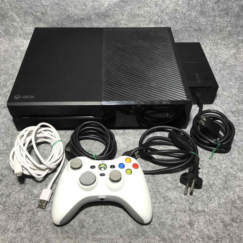 CONSOLA MICROSOFT XBOX ONE 500GB+WIRED CONTROLER+USB+HDMI+AC