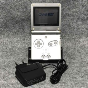 CONSOLA NINTENDO GAME BOY...