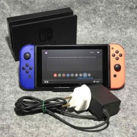 CONSOLA NINTENDO SWITCH...