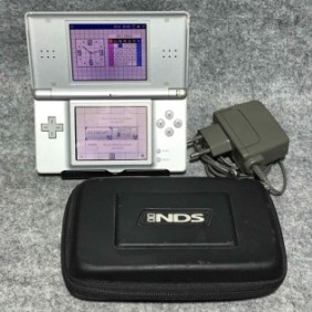 CONSOLA NINTENDO DS LITE...